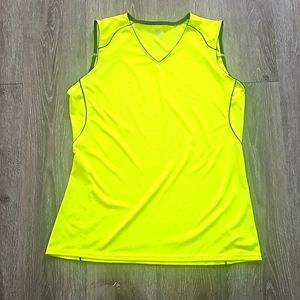 XL Neon Yellow Badge Sport
